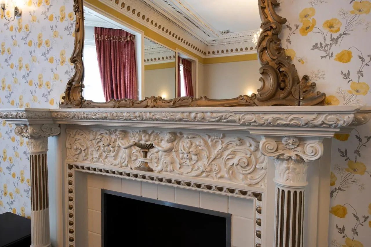 Grosvenor Suites Edinburgh Apartment