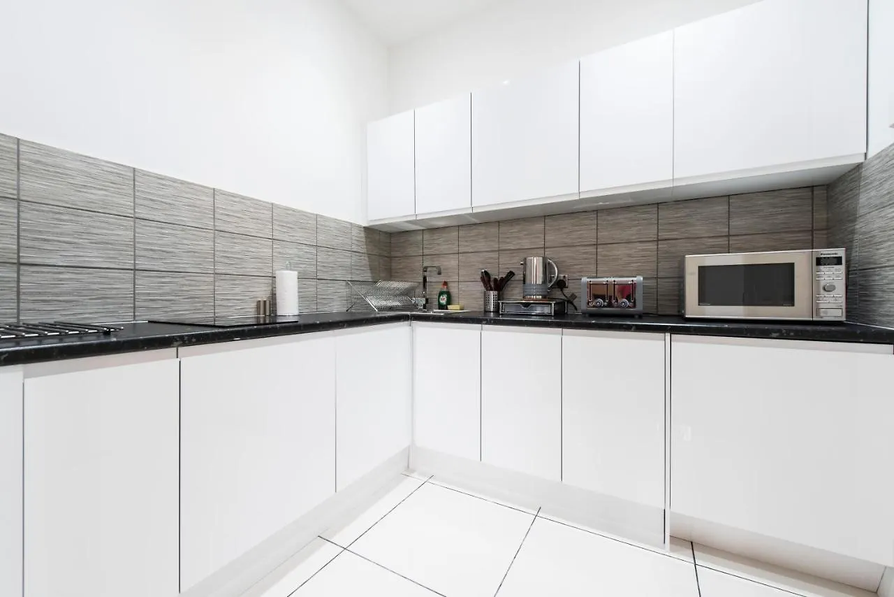 Grosvenor Suites Edinburgh Apartment