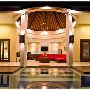 oval-villa.ubudhotelsnow.com/
